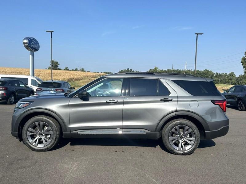 new 2025 Ford Explorer car, priced at $43,196