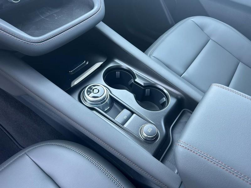 new 2025 Ford Explorer car, priced at $43,196