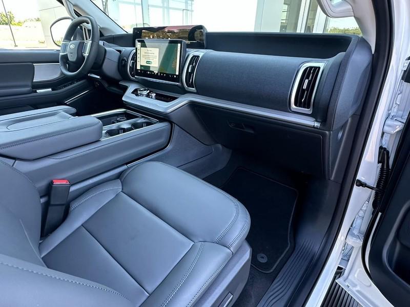 new 2026 Ford Expedition Max car, priced at $76,961