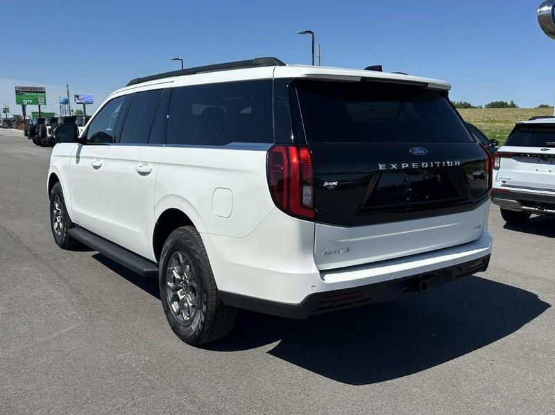 new 2026 Ford Expedition Max car, priced at $76,961
