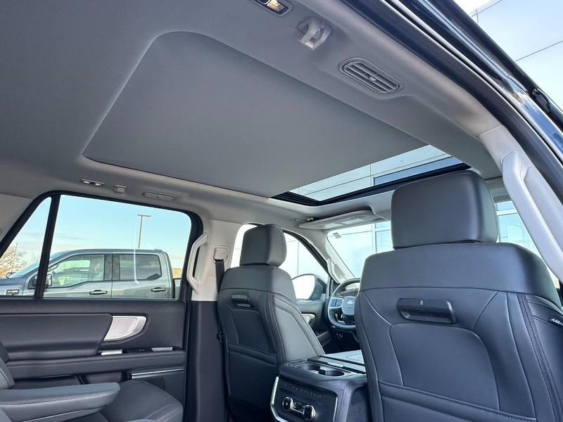 new 2025 Ford Expedition car, priced at $70,594