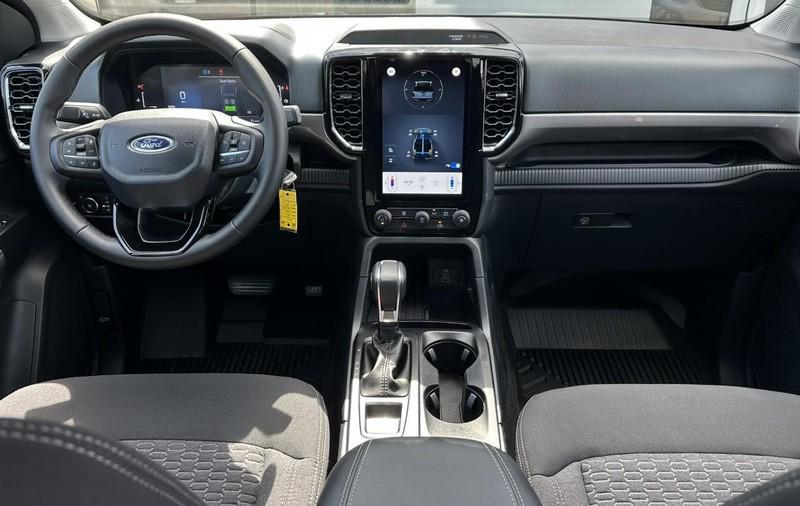 new 2025 Ford Ranger car, priced at $40,284