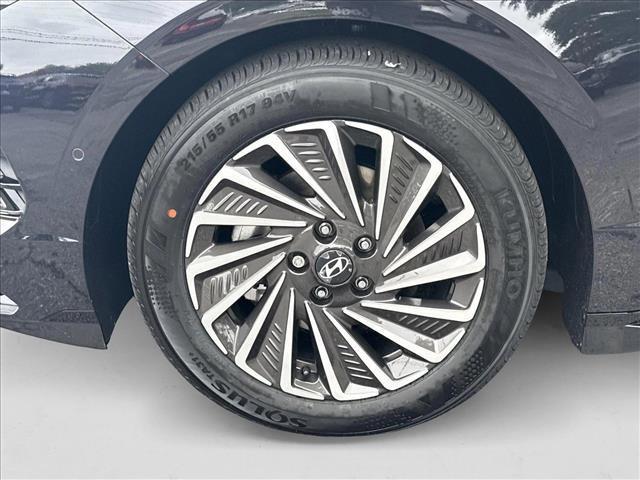 new 2025 Hyundai Sonata Hybrid car, priced at $39,520