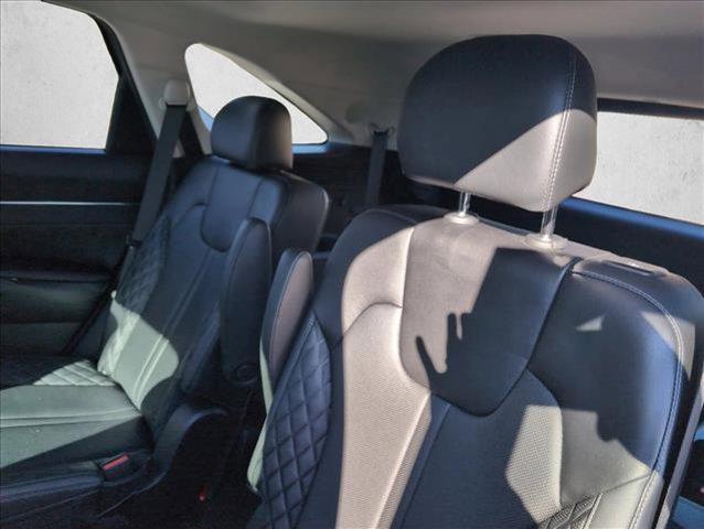 used 2023 Kia Sorento car, priced at $27,498