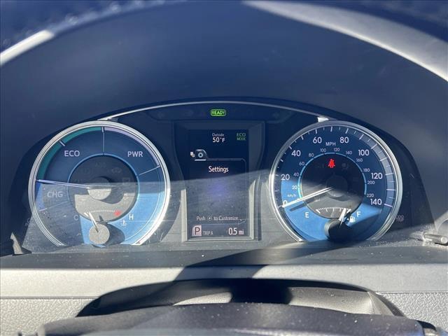 used 2015 Toyota Camry Hybrid car, priced at $10,989