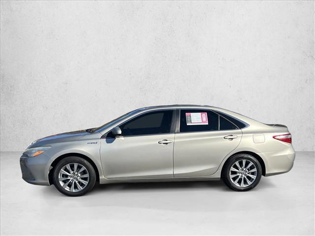 used 2015 Toyota Camry Hybrid car, priced at $10,989