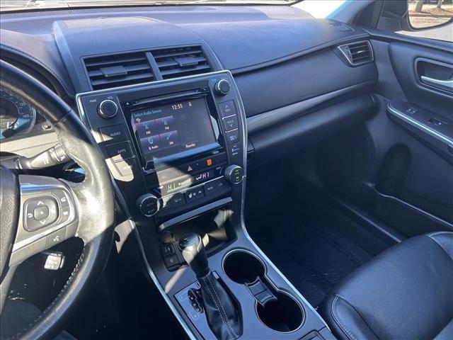 used 2015 Toyota Camry Hybrid car, priced at $10,989