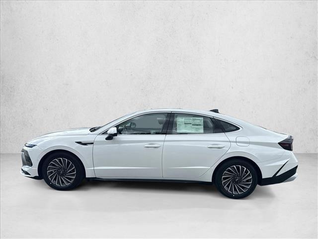 used 2025 Hyundai Sonata Hybrid car, priced at $34,989