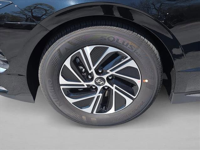 new 2026 Hyundai Sonata Hybrid car, priced at $28,999