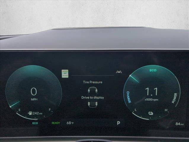 new 2026 Hyundai TUCSON Hybrid car, priced at $42,498
