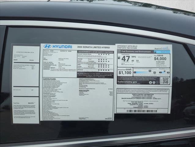 used 2025 Hyundai Sonata Hybrid car, priced at $31,791