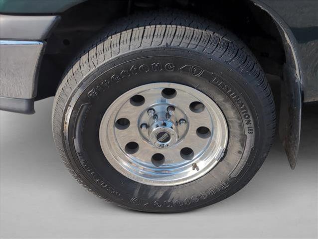 used 2000 Toyota Tundra car, priced at $10,679