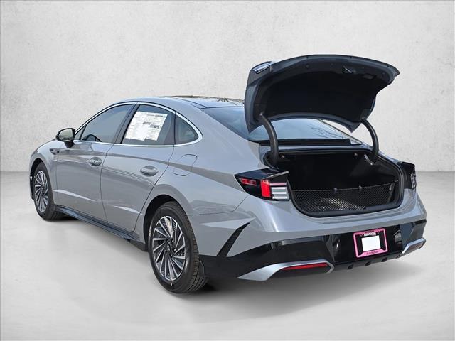 new 2026 Hyundai Sonata Hybrid car, priced at $31,999
