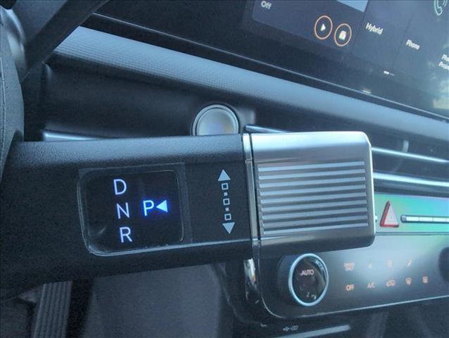 new 2026 Hyundai TUCSON Hybrid car, priced at $33,883