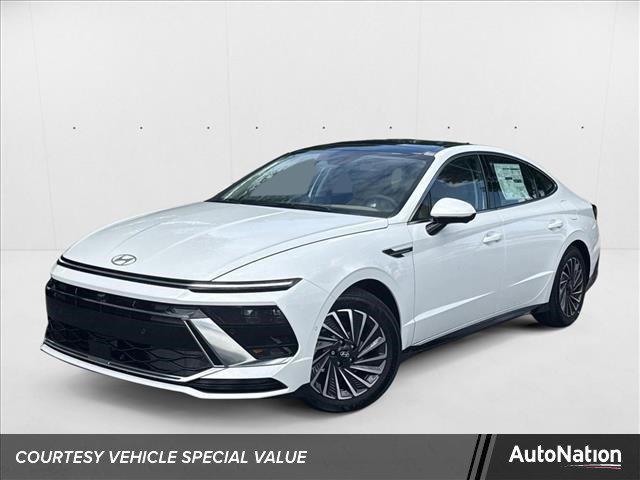 new 2025 Hyundai Sonata Hybrid car, priced at $40,020