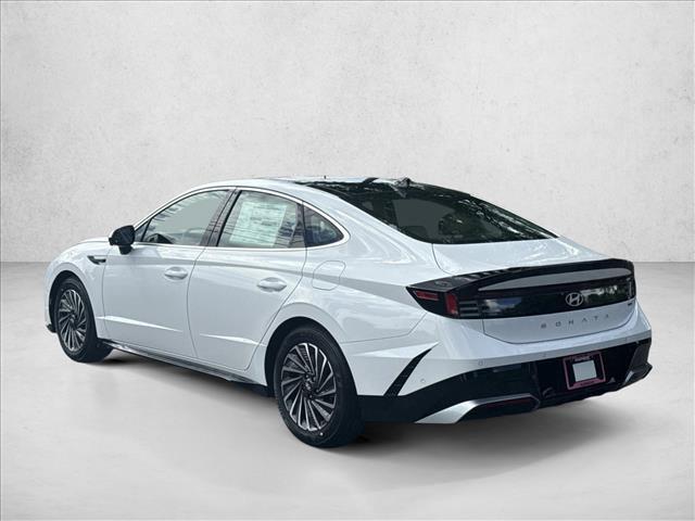 used 2025 Hyundai Sonata Hybrid car, priced at $32,300