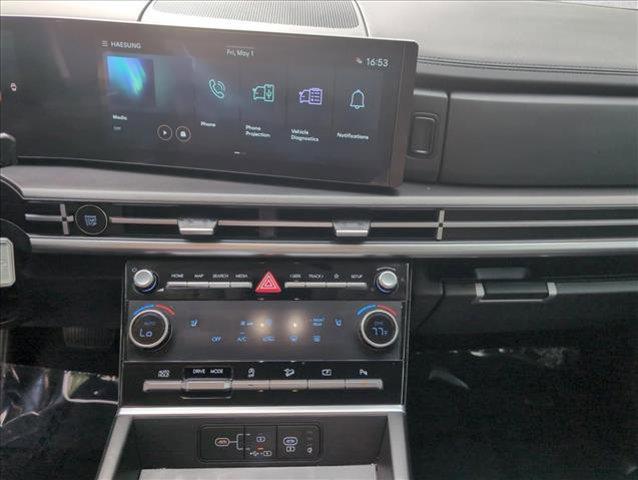 used 2025 Hyundai Santa Fe car, priced at $26,381