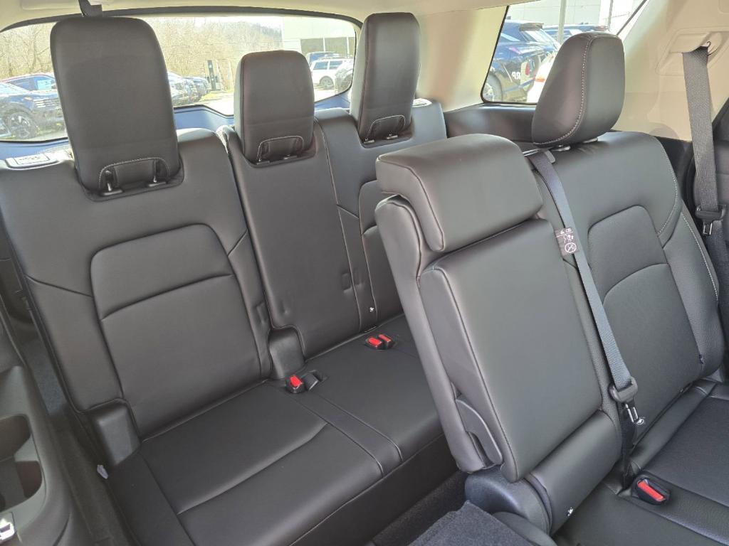 new 2026 Nissan Pathfinder car, priced at $42,335