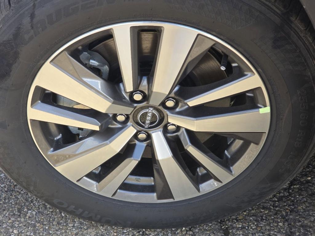 new 2026 Nissan Pathfinder car, priced at $42,335