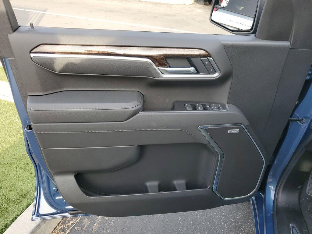 new 2026 GMC Sierra 1500 car, priced at $51,706