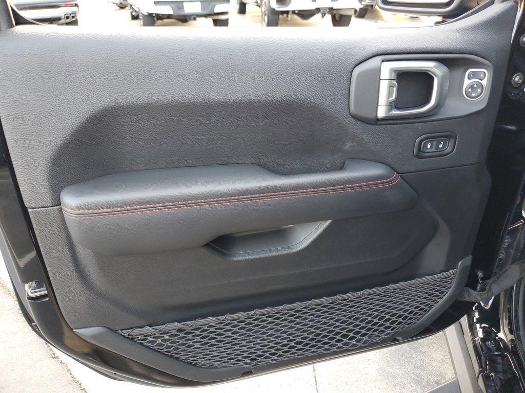 used 2022 Jeep Gladiator car, priced at $33,951