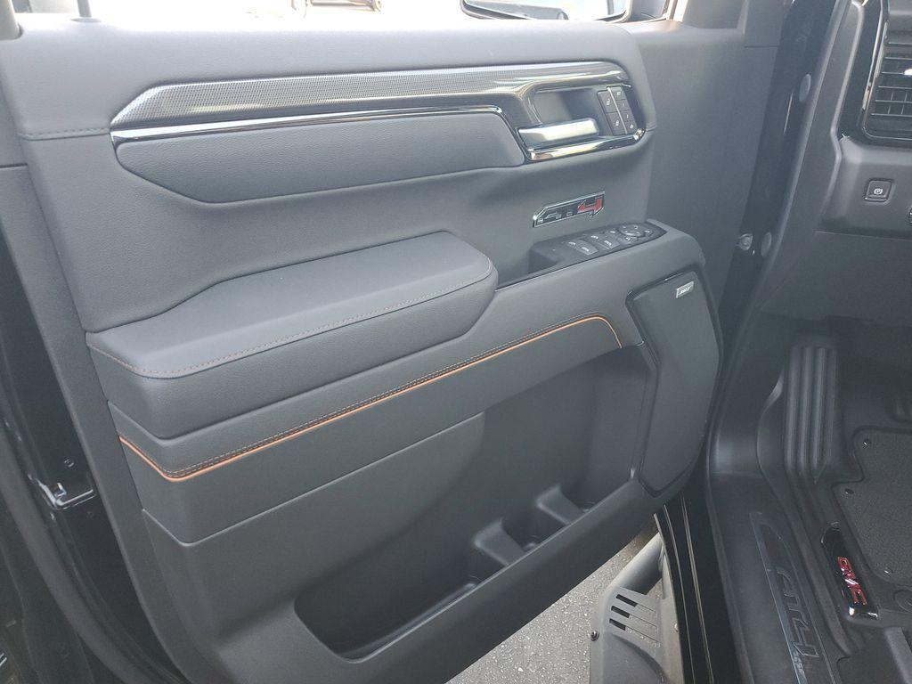 new 2026 GMC Sierra 1500 car, priced at $68,902