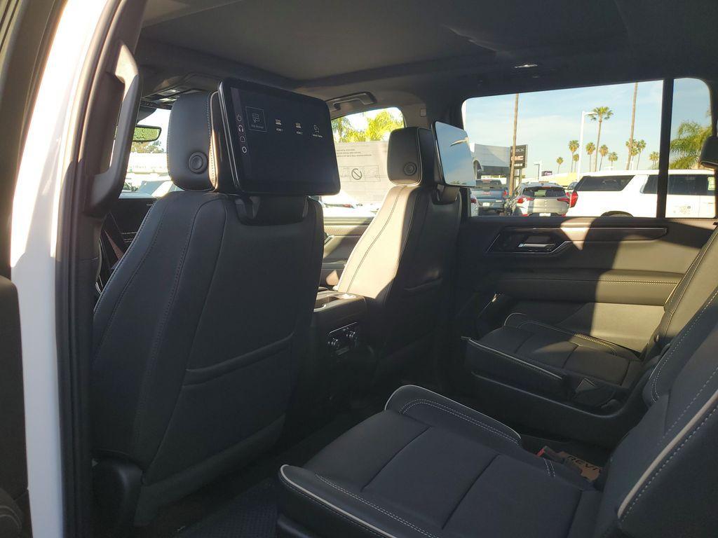 new 2026 GMC Yukon XL car, priced at $80,000