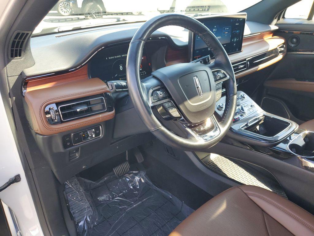 used 2023 Lincoln Nautilus car, priced at $38,991