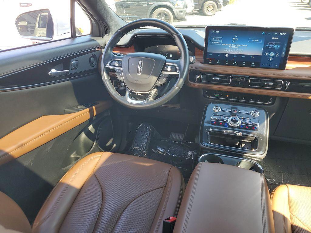 used 2023 Lincoln Nautilus car, priced at $38,991