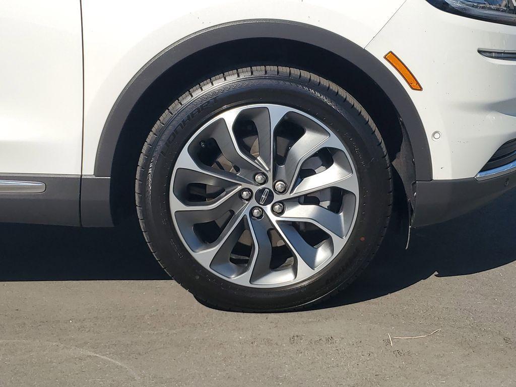 used 2023 Lincoln Nautilus car, priced at $38,991