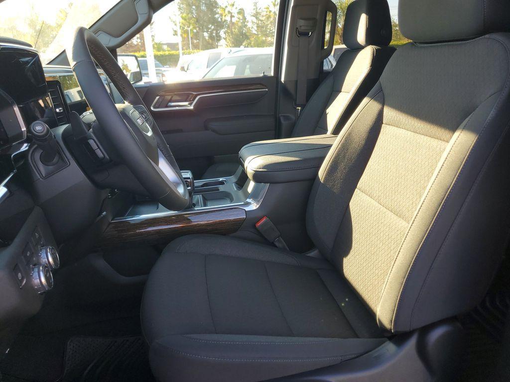 new 2026 GMC Sierra 1500 car, priced at $53,306
