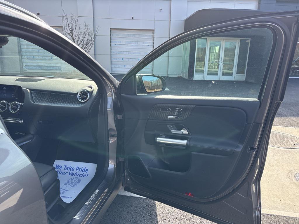 used 2025 Mercedes-Benz GLA 250 car, priced at $42,249