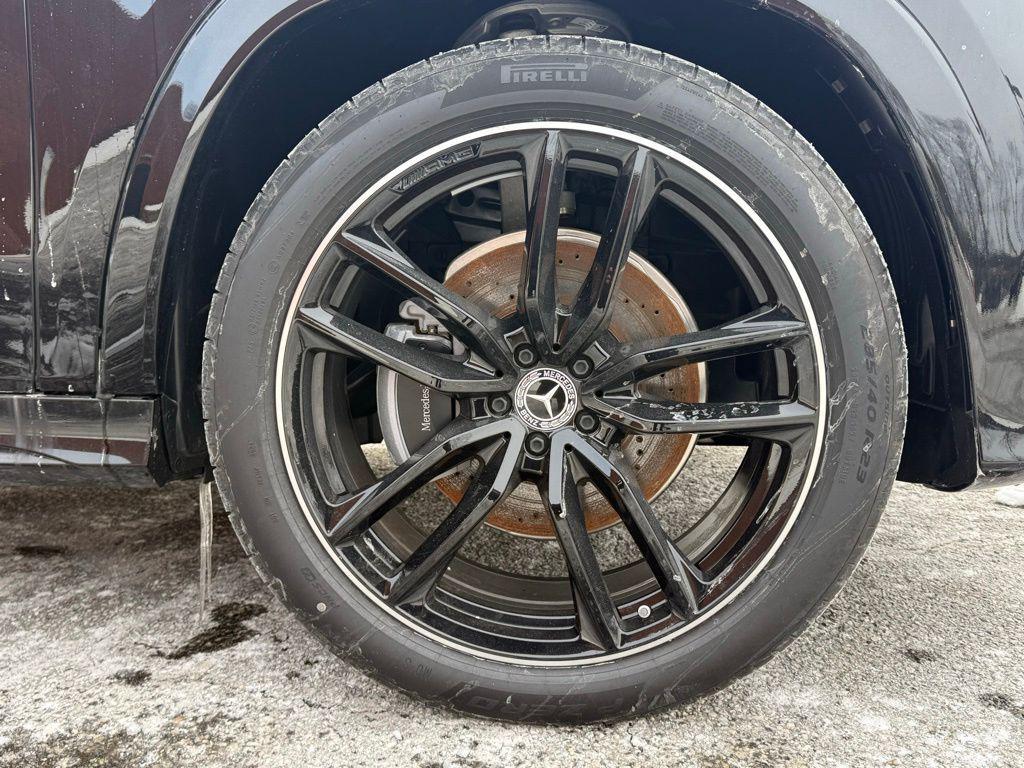 new 2025 Mercedes-Benz GLS 450 car, priced at $99,310