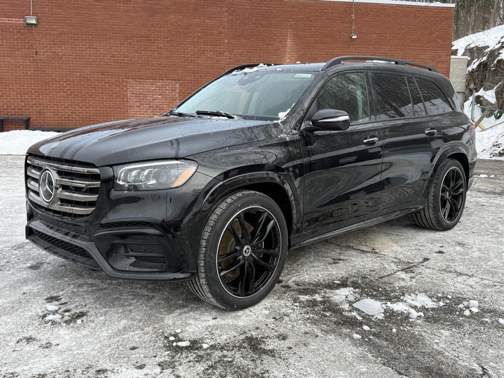 new 2025 Mercedes-Benz GLS 450 car, priced at $99,310