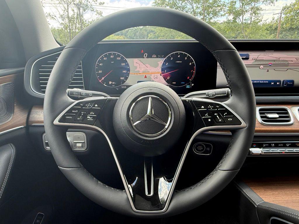 new 2026 Mercedes-Benz GLE 450 car, priced at $82,275