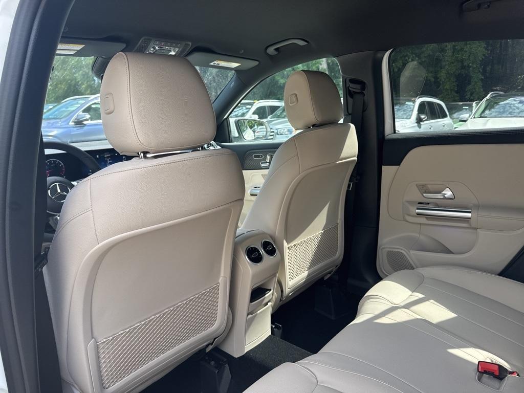 used 2026 Mercedes-Benz GLA 250 car, priced at $42,399