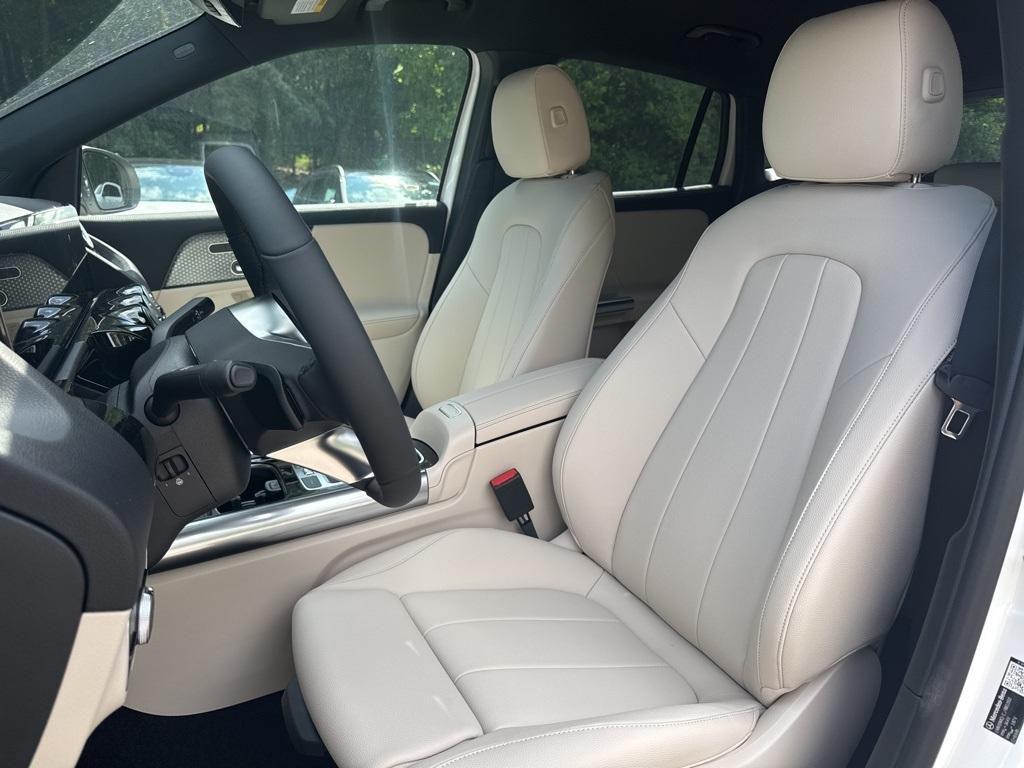 used 2026 Mercedes-Benz GLA 250 car, priced at $42,399