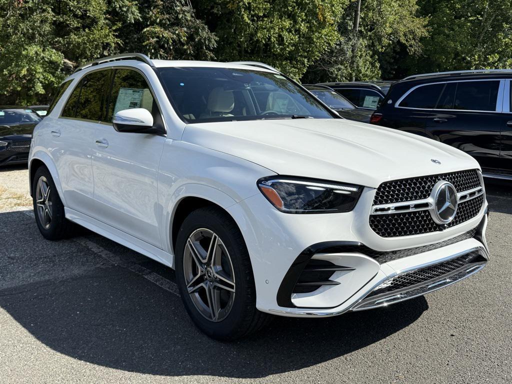new 2026 Mercedes-Benz GLE 580 car, priced at $91,445
