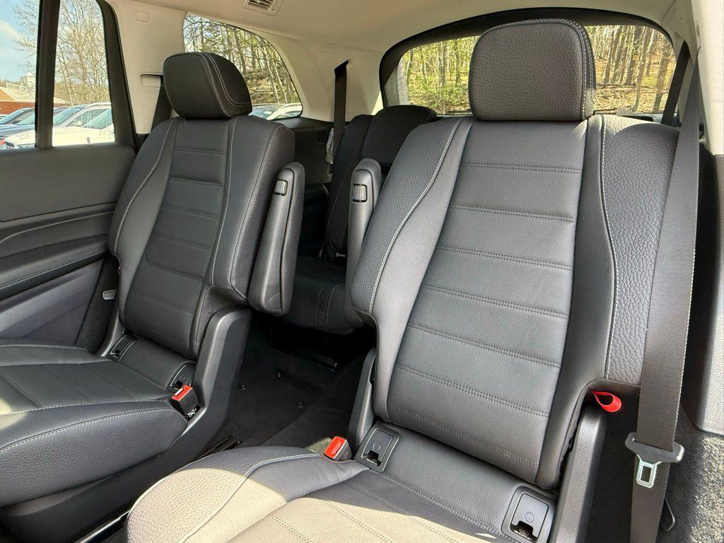 new 2026 Mercedes-Benz GLS 450 car, priced at $100,500