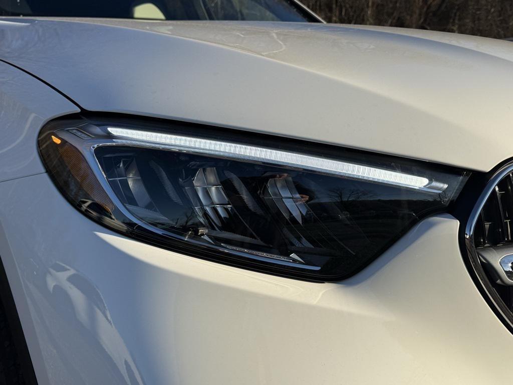 new 2026 Mercedes-Benz GLC 300 car, priced at $55,720