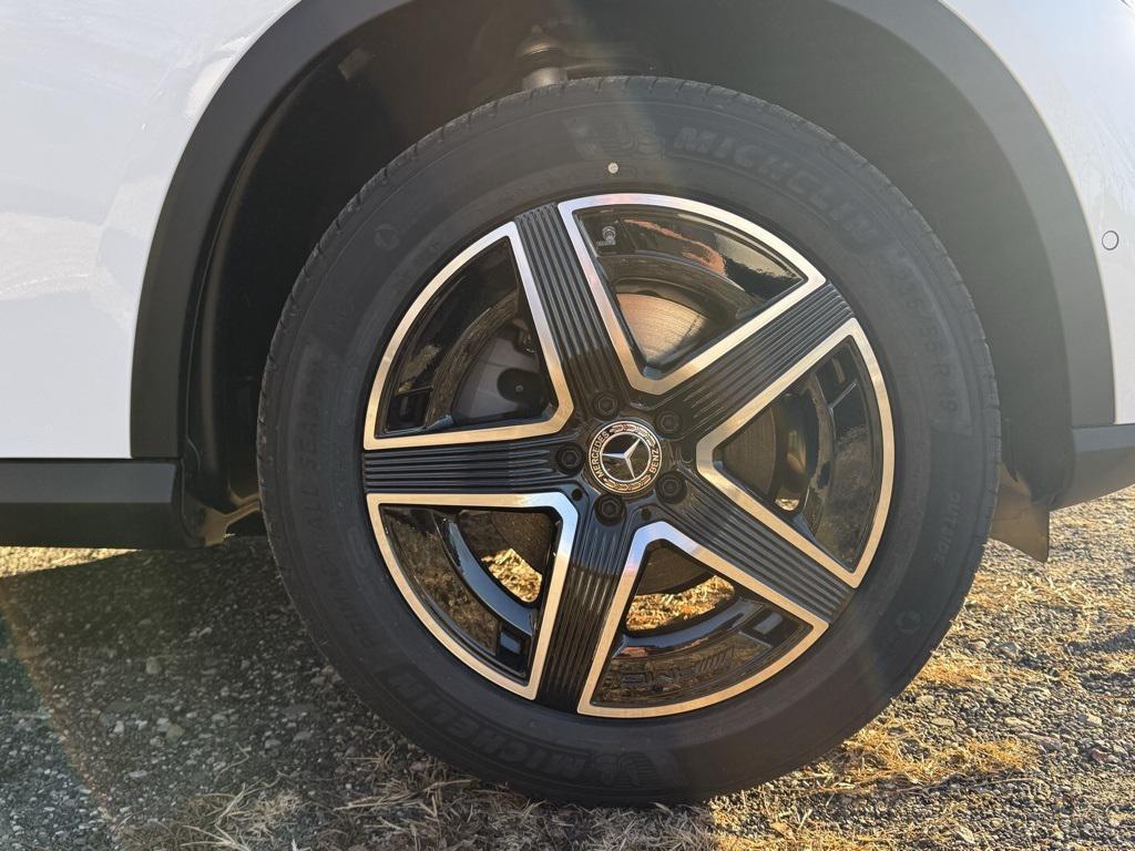 new 2026 Mercedes-Benz GLC 300 car, priced at $55,720