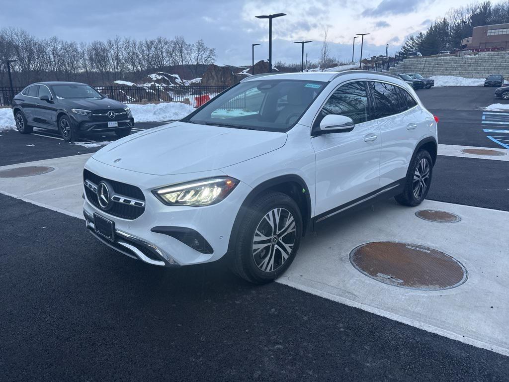 used 2025 Mercedes-Benz GLA 250 car, priced at $43,219