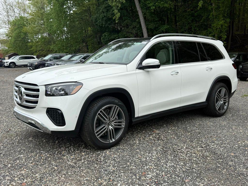 new 2026 Mercedes-Benz GLS 450 car, priced at $97,585