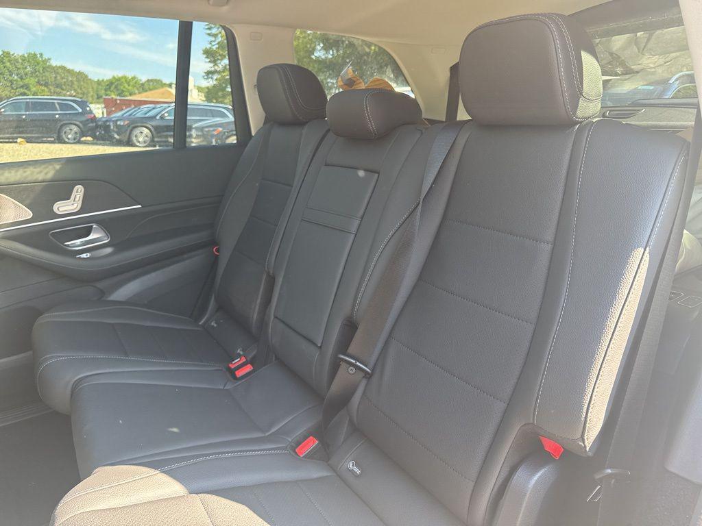 new 2026 Mercedes-Benz GLS 450 car, priced at $97,165