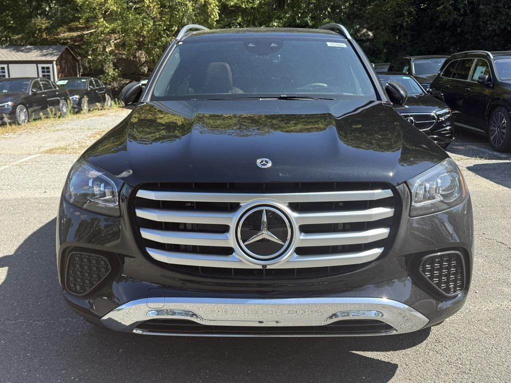 new 2026 Mercedes-Benz GLS 450 car, priced at $93,150
