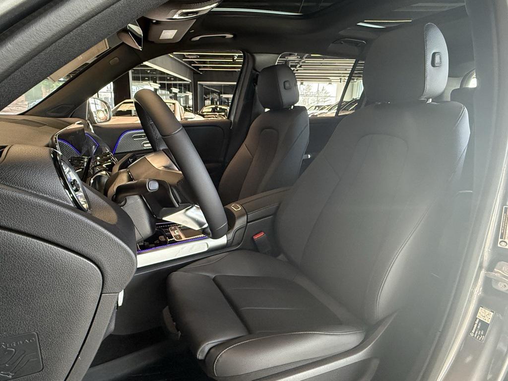 new 2026 Mercedes-Benz GLB 250 car, priced at $52,670