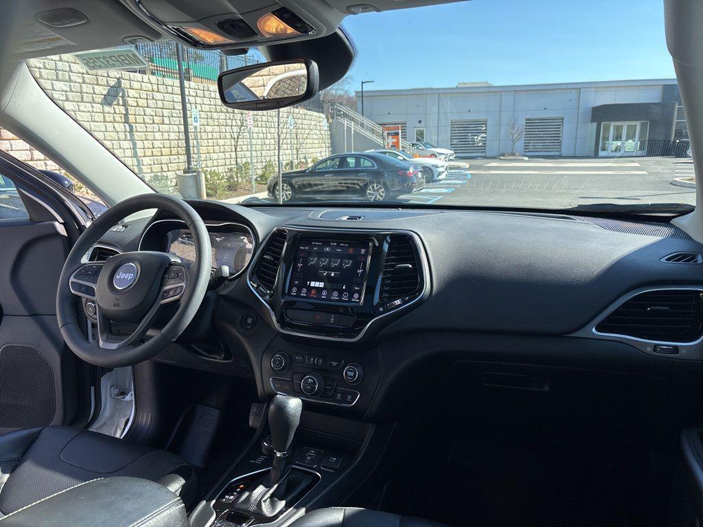 used 2022 Jeep Cherokee car, priced at $22,199