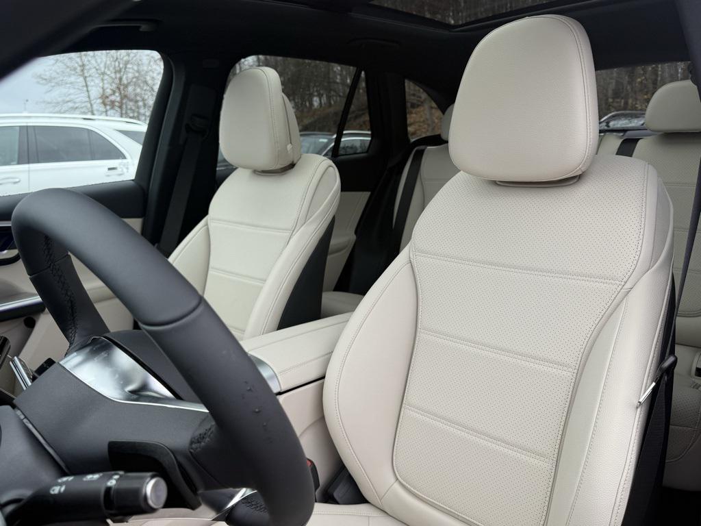 new 2026 Mercedes-Benz GLC 300 car, priced at $59,620