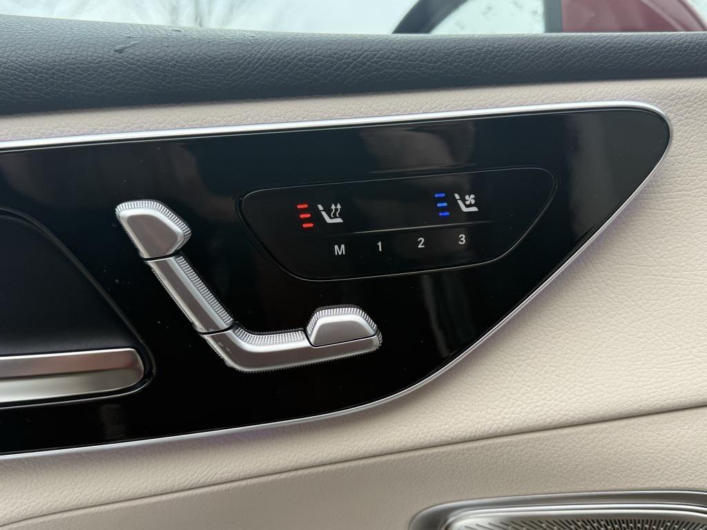 new 2026 Mercedes-Benz GLC 300 car, priced at $59,620