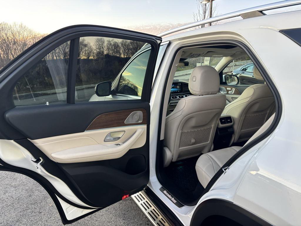 used 2023 Mercedes-Benz GLE 350 car, priced at $51,599